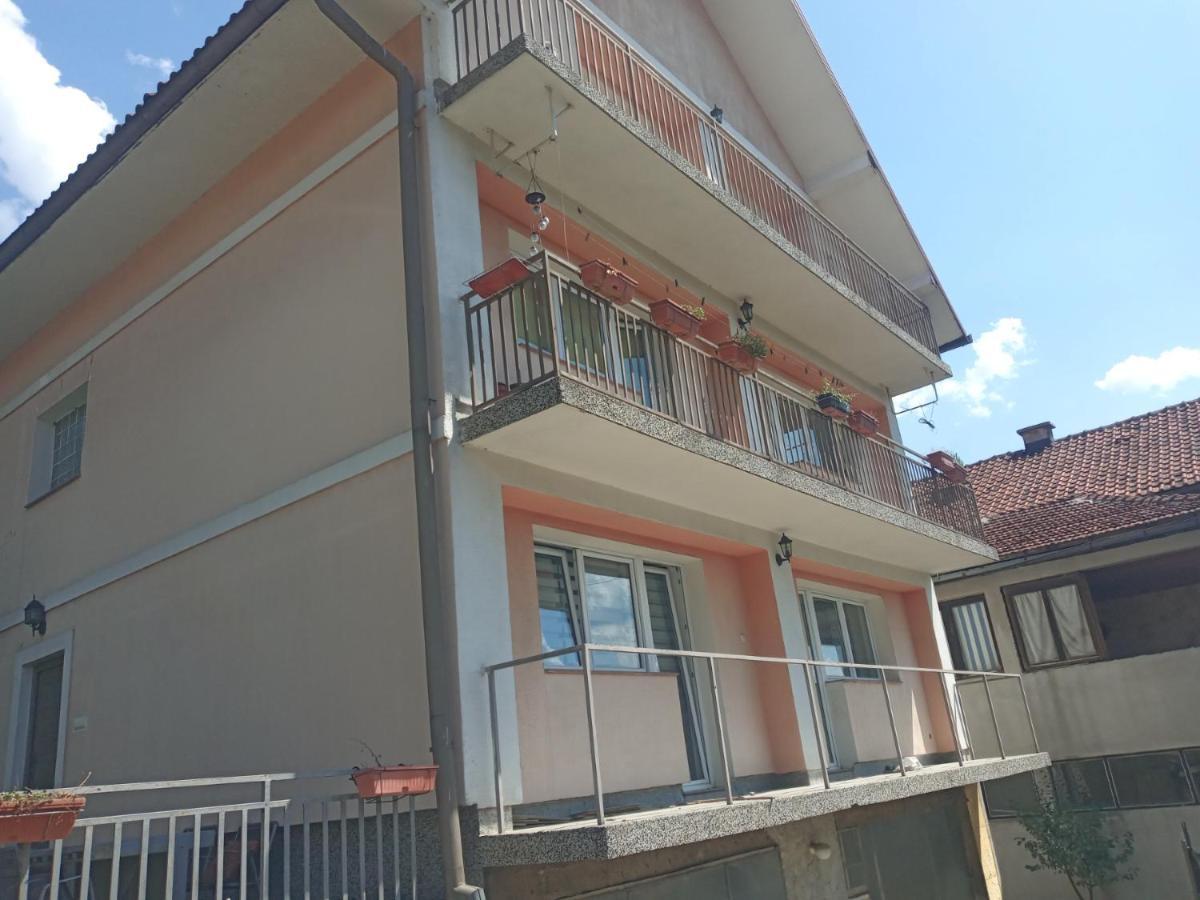 Apartman Kujovic SJJ Esterno foto